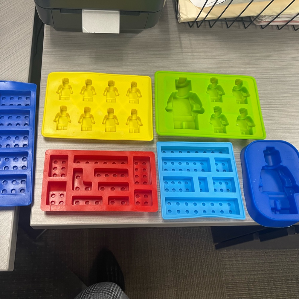 Set of 6 LEGO Molds